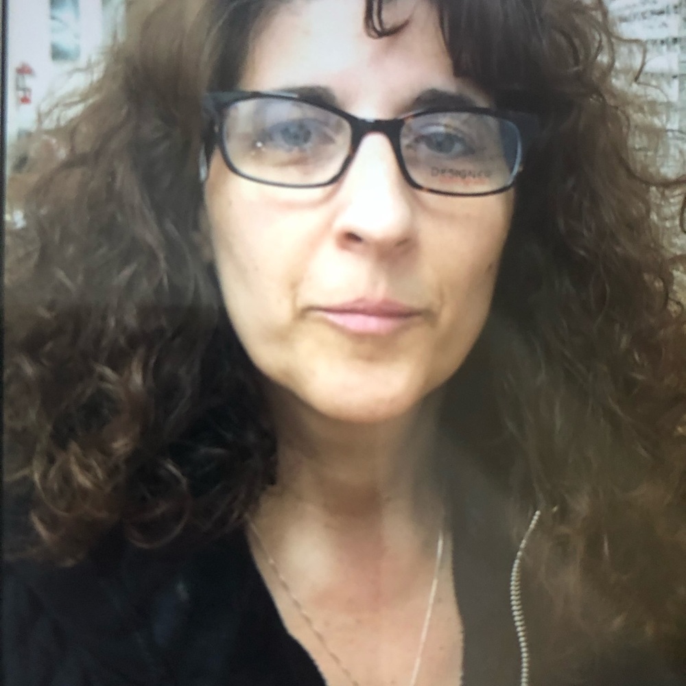 Meet your Posher, Denise